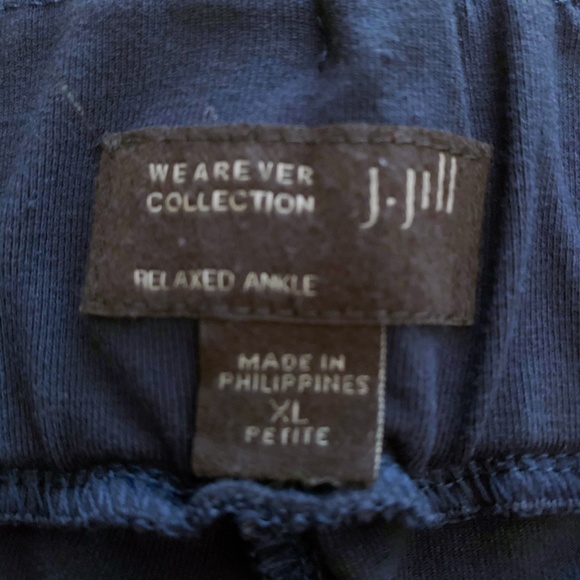 J. Jill Wearever Relaxed Ankle Pants - Picture 4 of 9